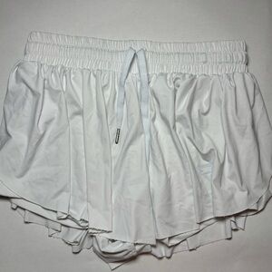 LOOSE FLOWY SHORTS WITH BUILT IN UNDERSHORTS